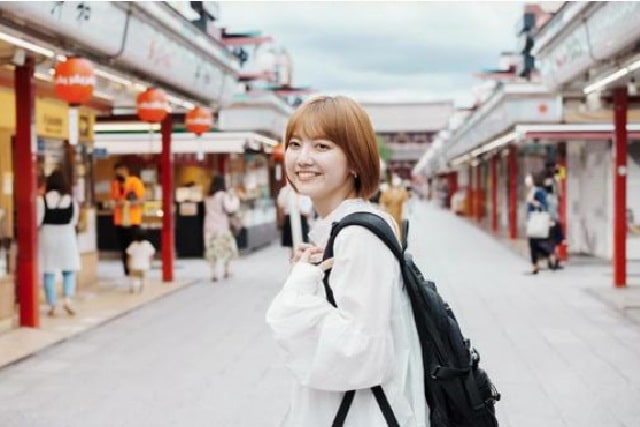 31144224_s 「範例」導遊服務