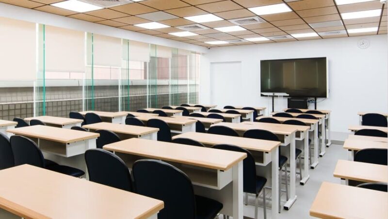 日學館留學中心